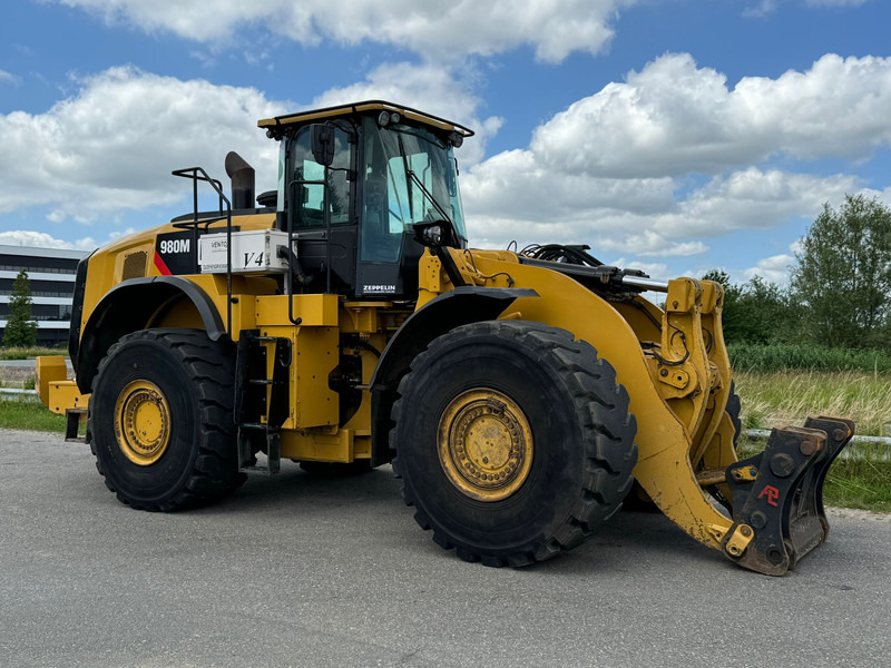 Wheel loader Caterpillar 980M