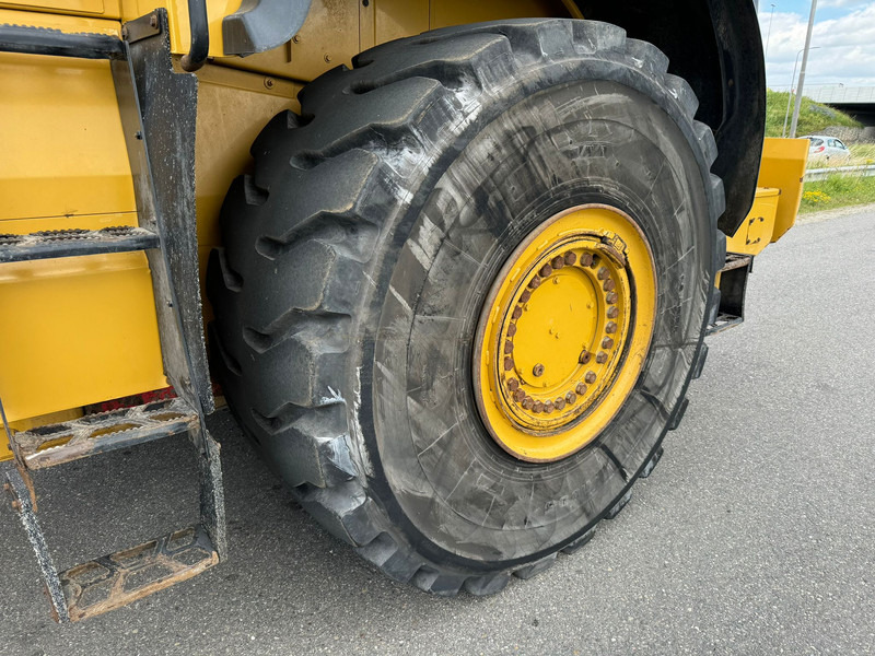 Wheel loader Caterpillar 980M