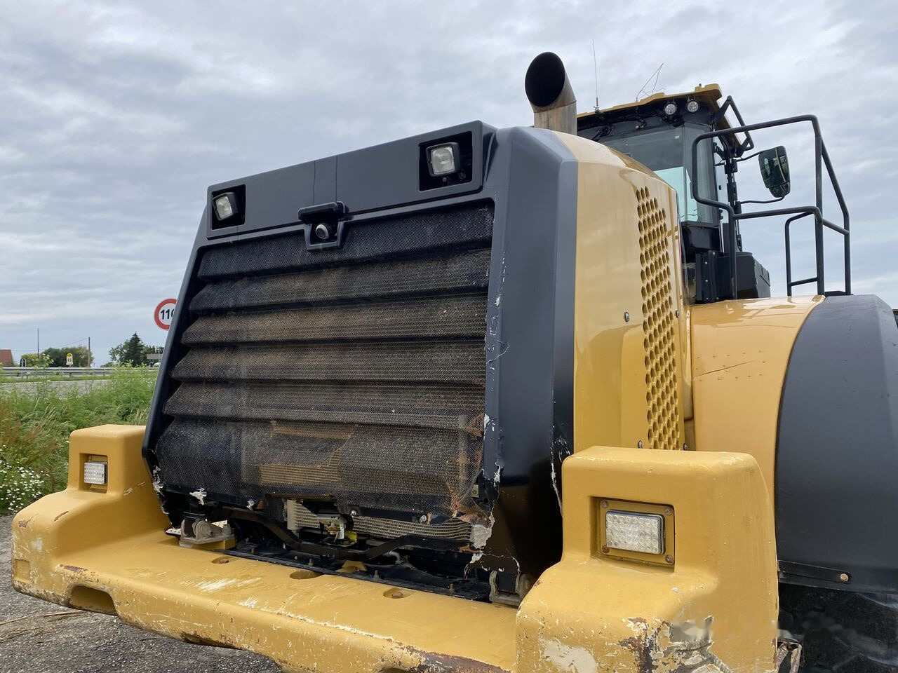 Wheel loader Caterpillar 982M 1er Main Certificat CE