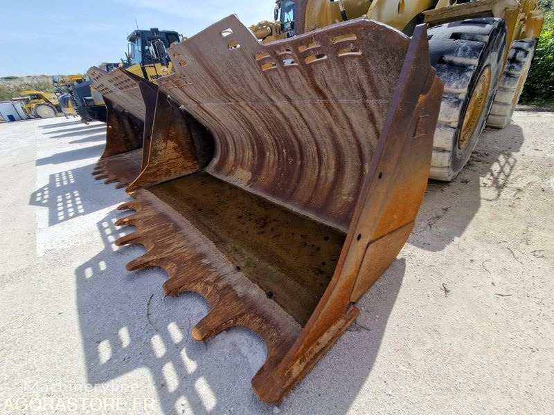 Wheel loader Caterpillar 988k