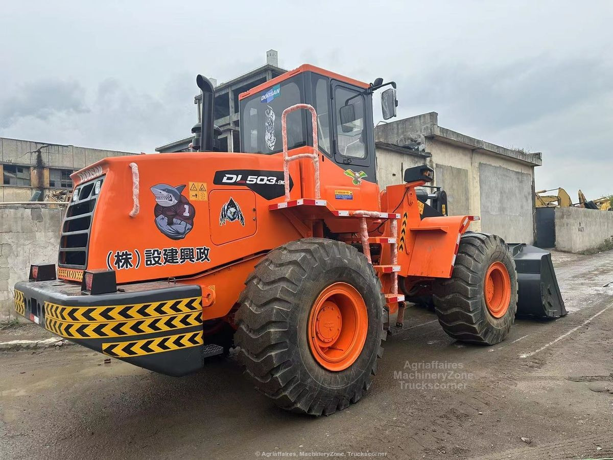 Wheel loader Doosan DL503