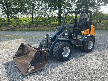 Wheel loader GIANT V5003 X-TRA HD