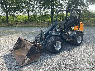 Wheel loader GIANT V5003 X-TRA HD