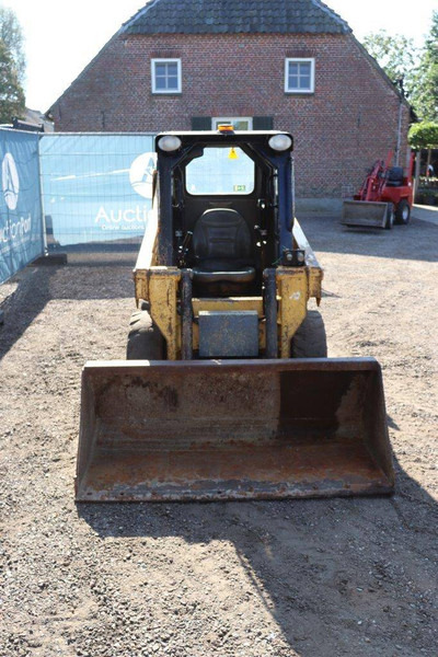 Wheel loader Gehl R105