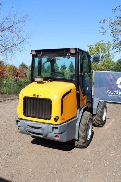 Wheel loader Giant V5003T