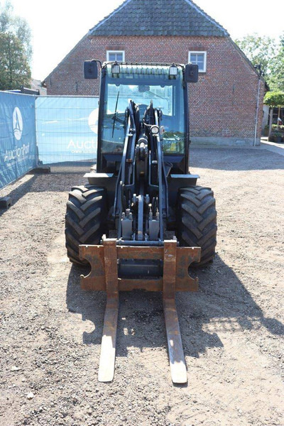 Wheel loader Giant V5003T