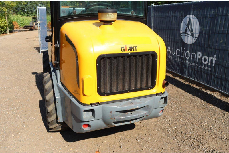 Wheel loader Giant V5003T