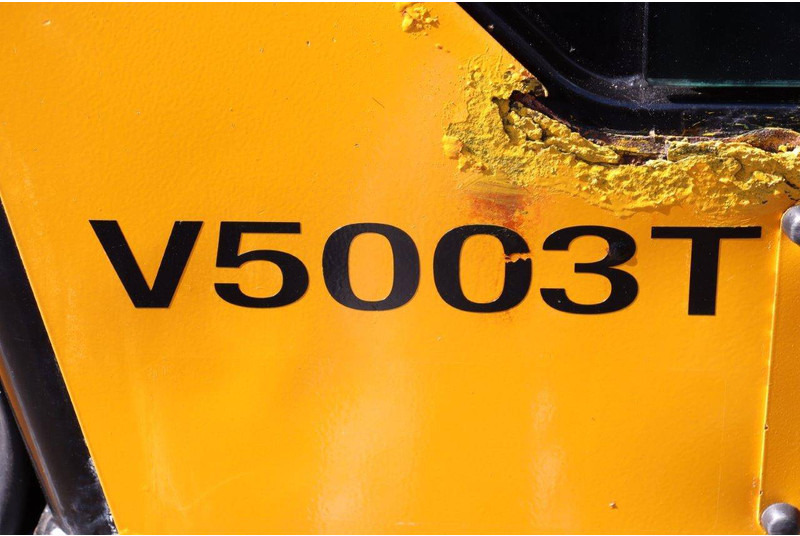 Wheel loader Giant V5003T