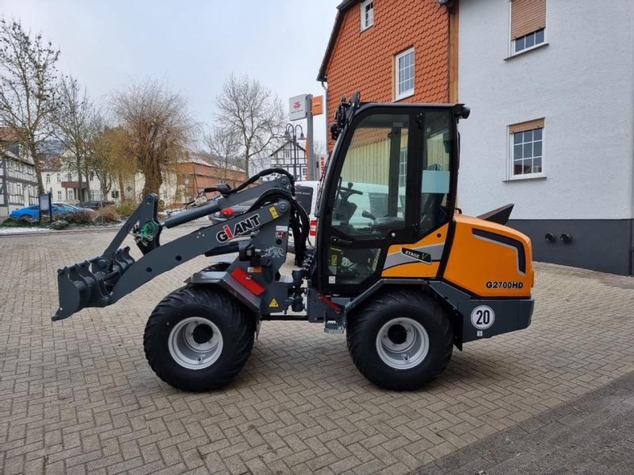 Wheel loader Giant g 2700 hd mit kabine und euro aufnamhe