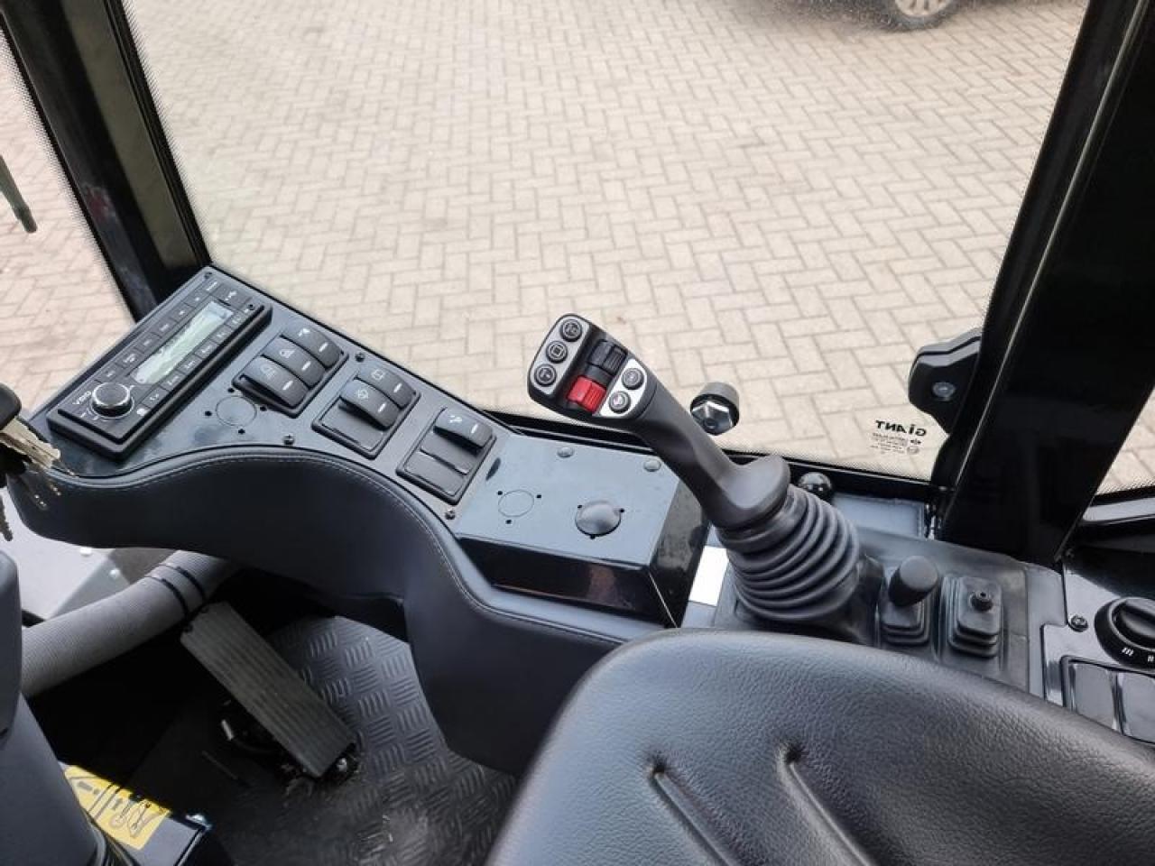 Wheel loader Giant g 2700 hd mit kabine und euro aufnamhe