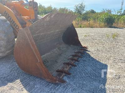 Wheel loader HYUNDAI HL770-9 Chargeuse Sur Pneus