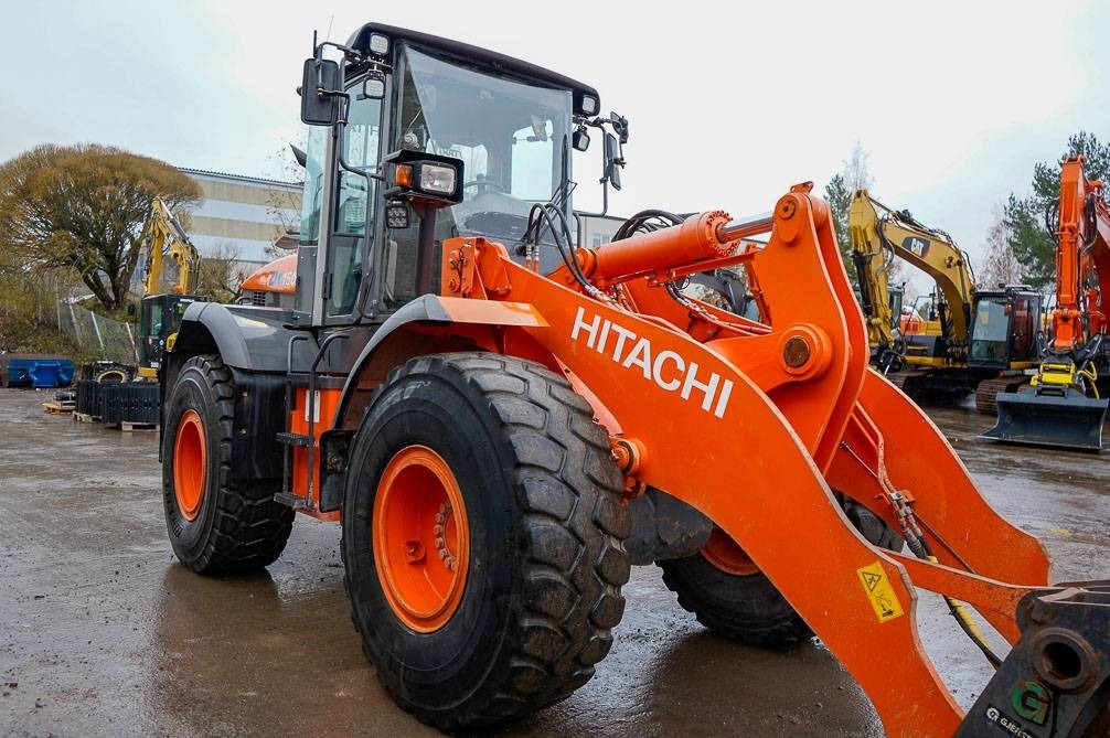 Wheel loader Hitachi ZW150 PITKÄT AISAT, VAAKA