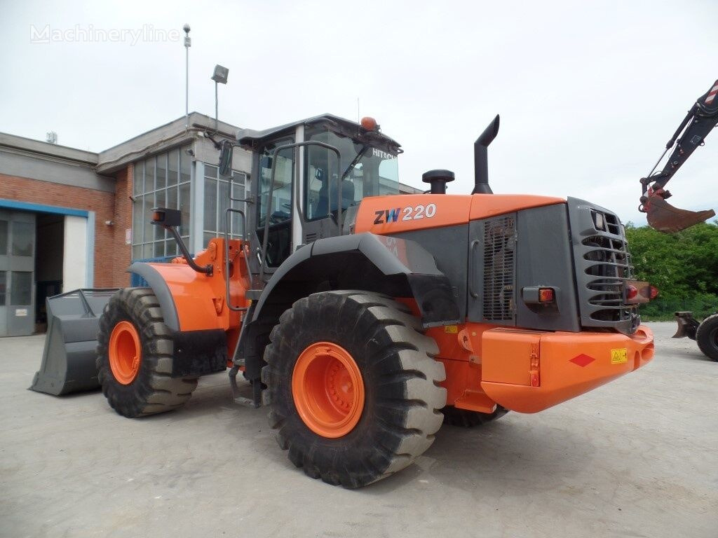 Wheel loader Hitachi ZW220