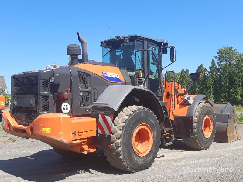 Wheel loader Hitachi ZW250-6