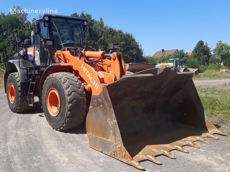 Wheel loader Hitachi ZW250-6