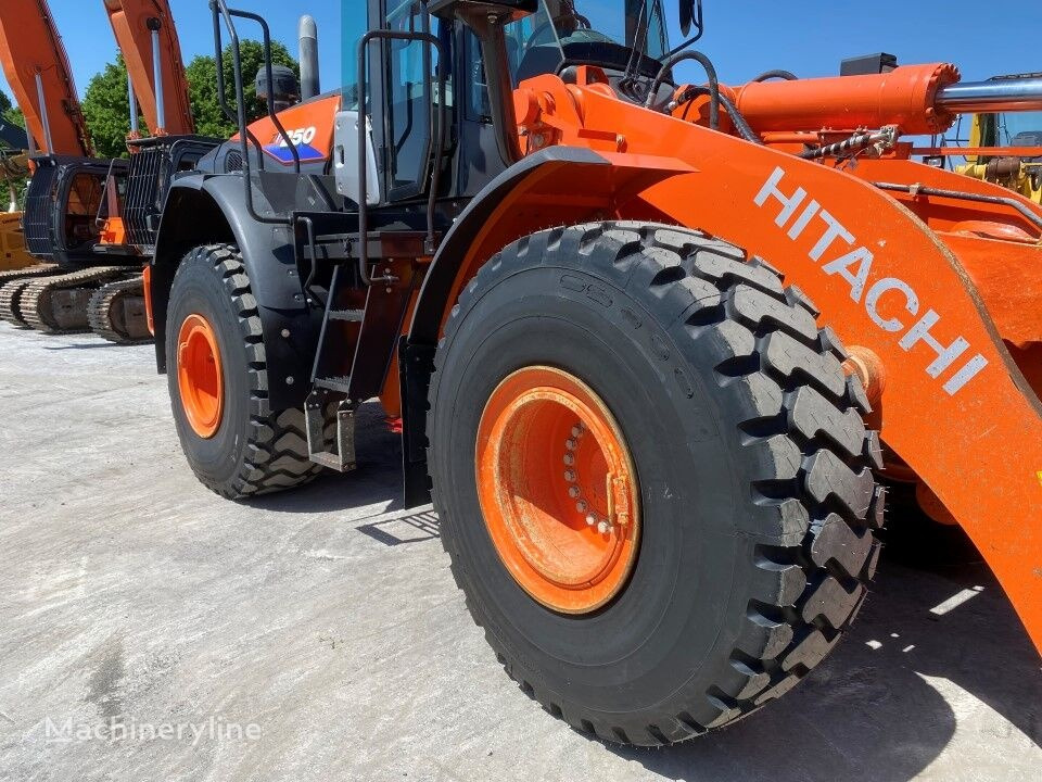 Wheel loader Hitachi ZW 250-6