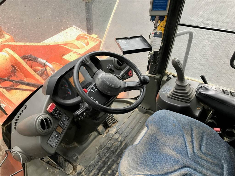 Wheel loader Hitachi ZW 310