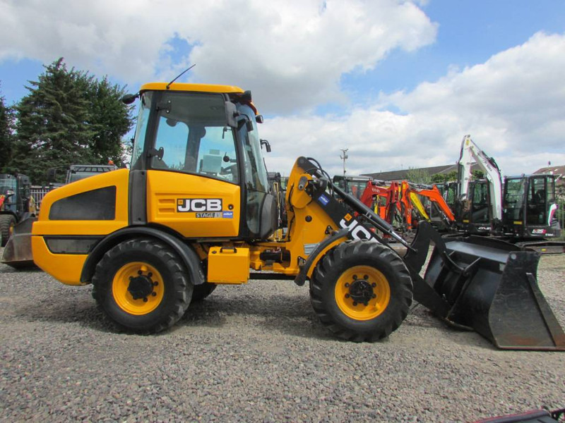 Wheel loader JCB 406