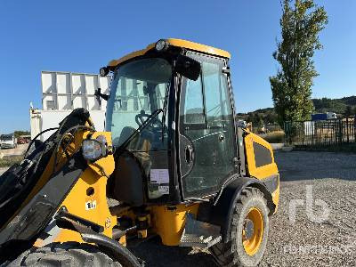 Wheel loader JCB 406 T4