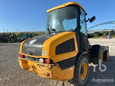 Wheel loader JCB 406 T4