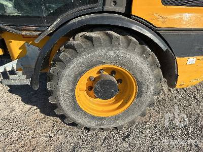 Wheel loader JCB 406 T4