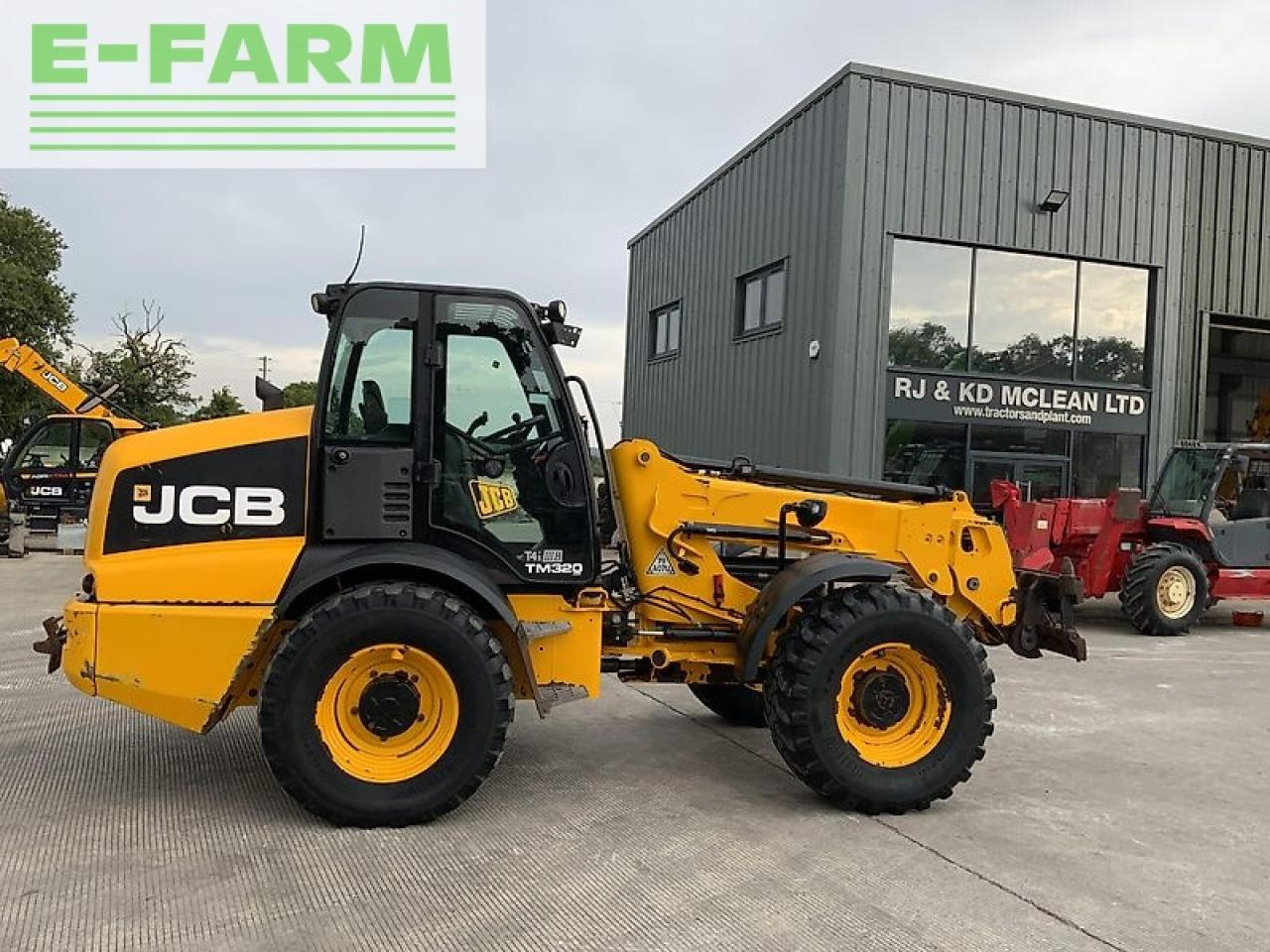 Wheel loader JCB tm320 agri pivot steer (st20650)