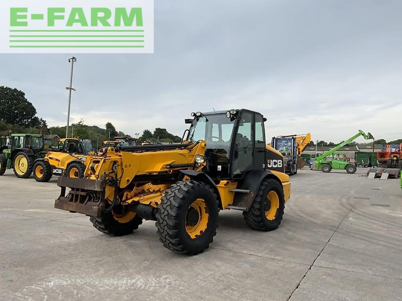 Wheel loader JCB tm320 agri pivot steer (st20650)