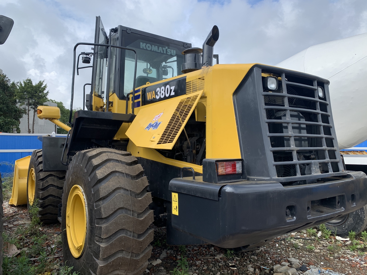 Wheel loader KOMATSU WA380Z-wheel loader