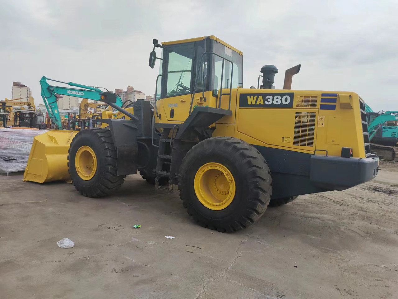 Wheel loader KOMATSU WA380-6