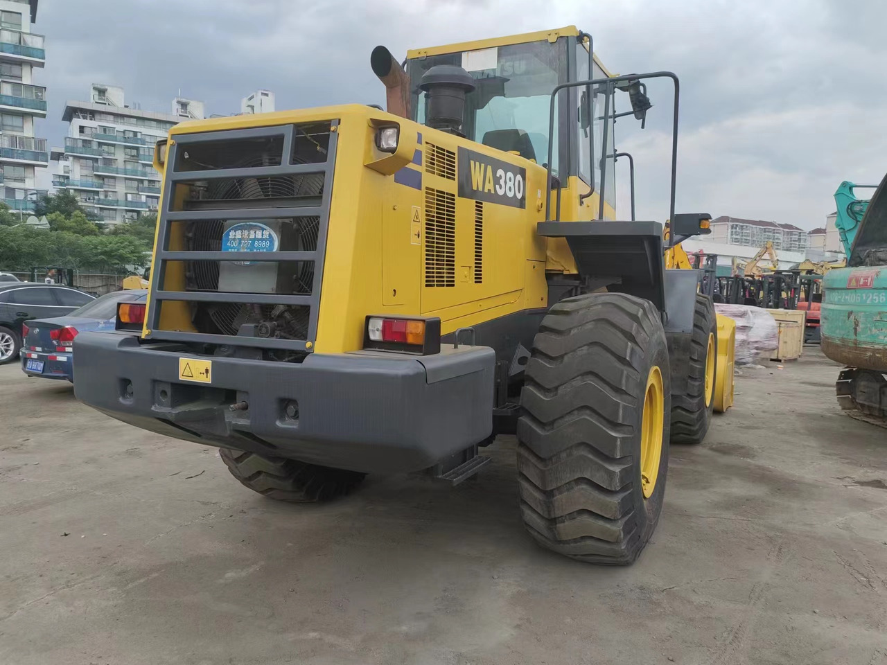 Wheel loader KOMATSU WA380-6