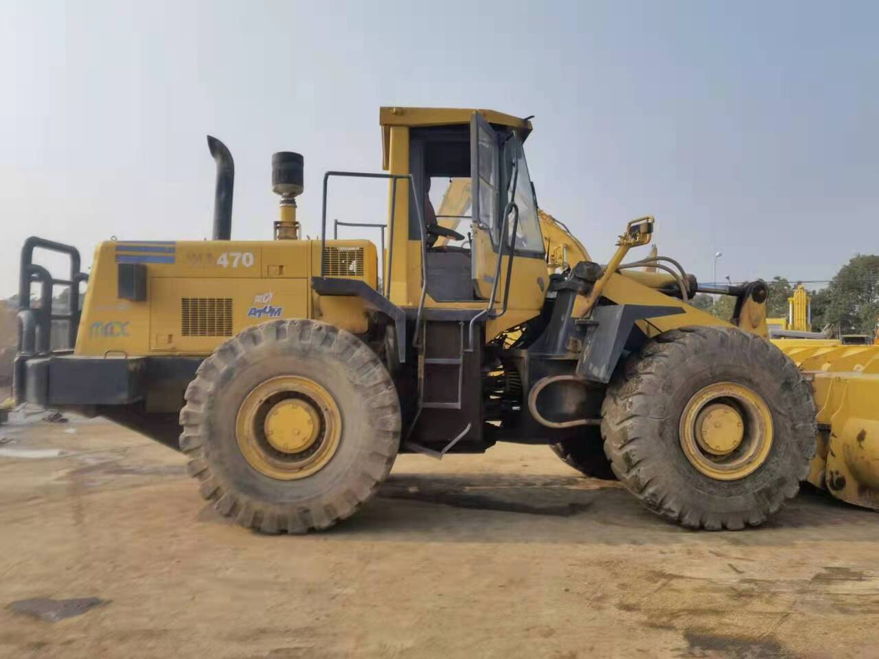 Wheel loader KOMATSU WA470-3