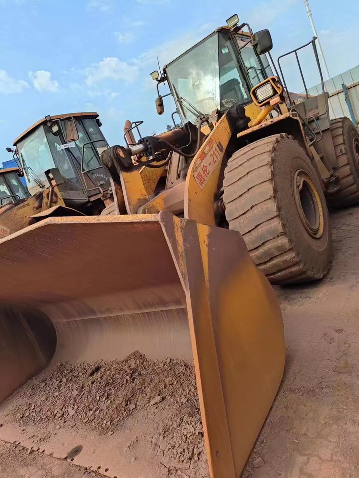 Wheel loader KOMATSU WA470-6