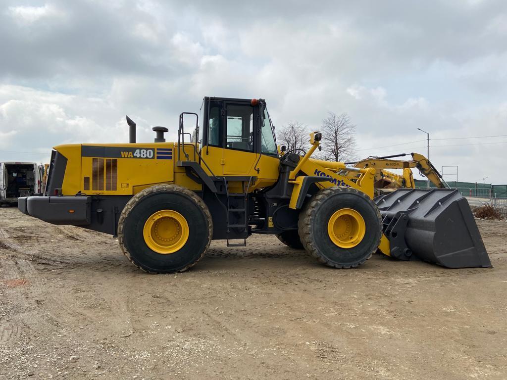 Wheel loader KOMATSU WA 480-6