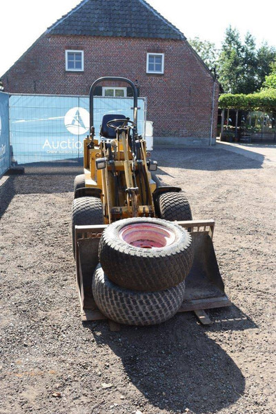 Wheel loader Knikmops 130