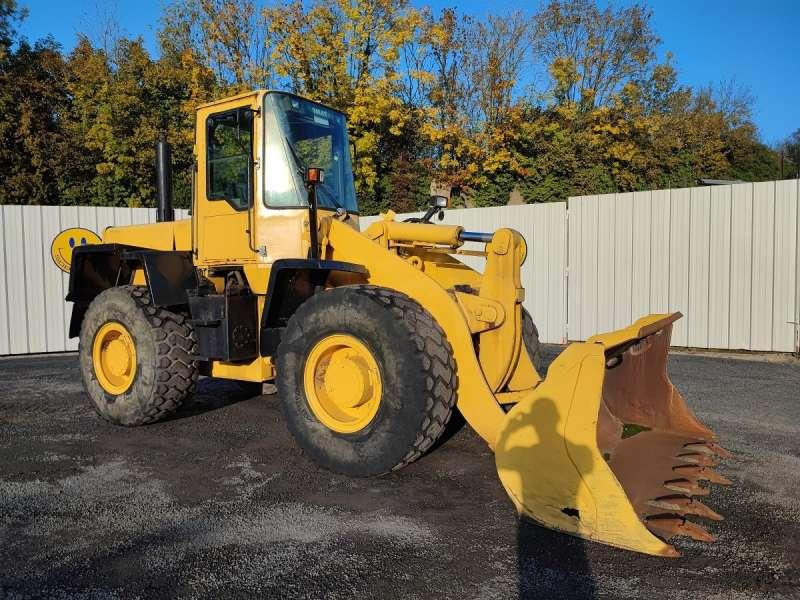 Wheel loader Komatsu WA270-3