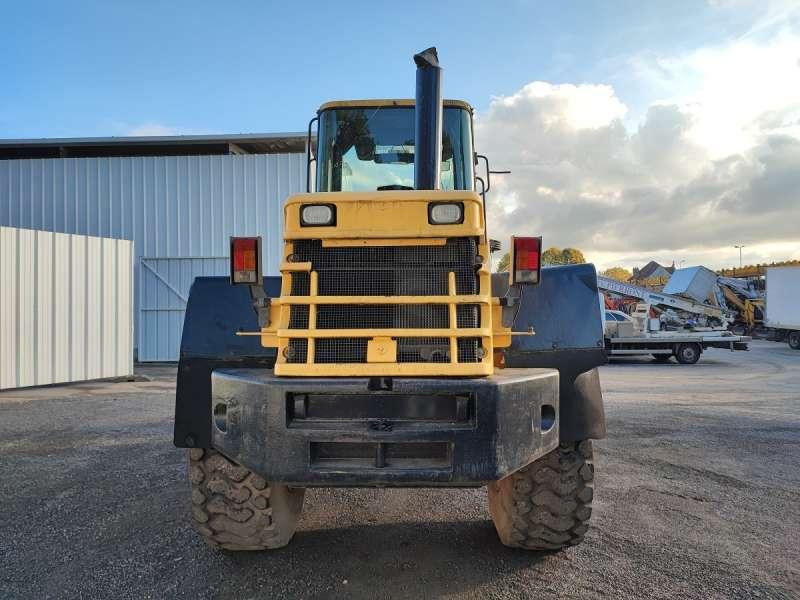 Wheel loader Komatsu WA270-3