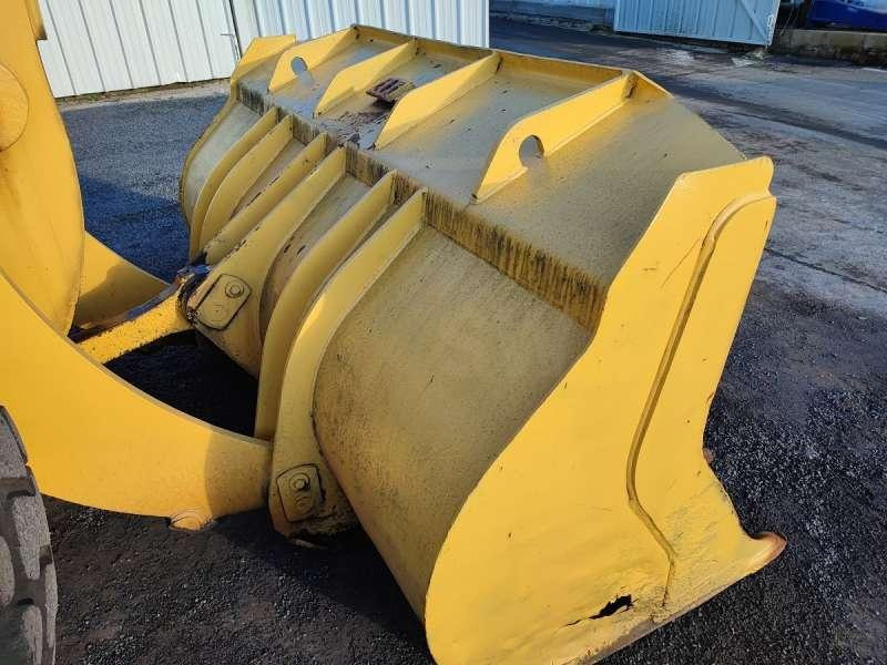 Wheel loader Komatsu WA270-3