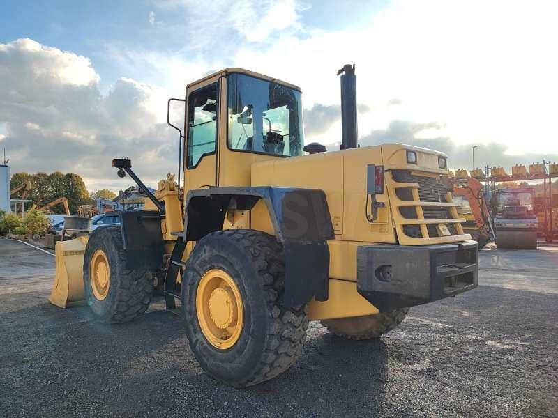 Wheel loader Komatsu WA270-3