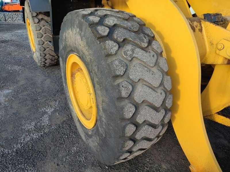 Wheel loader Komatsu WA270-3