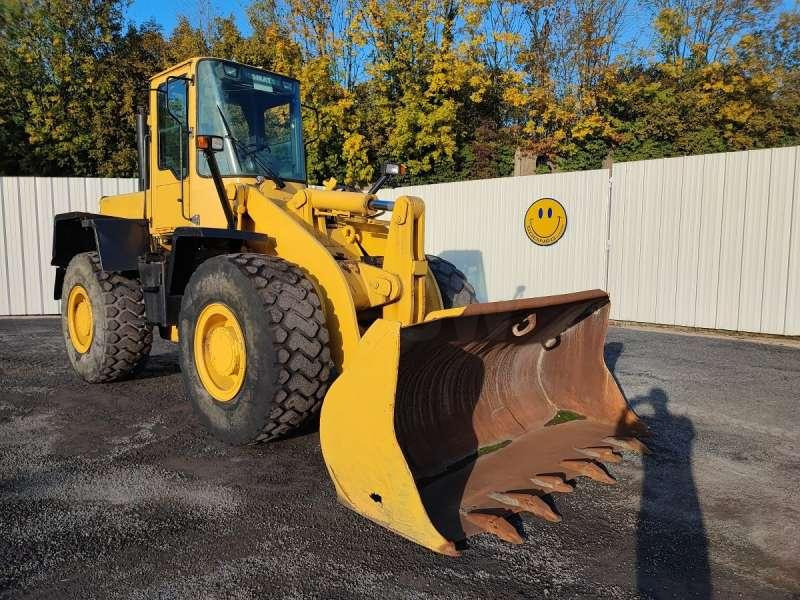 Wheel loader Komatsu WA270-3