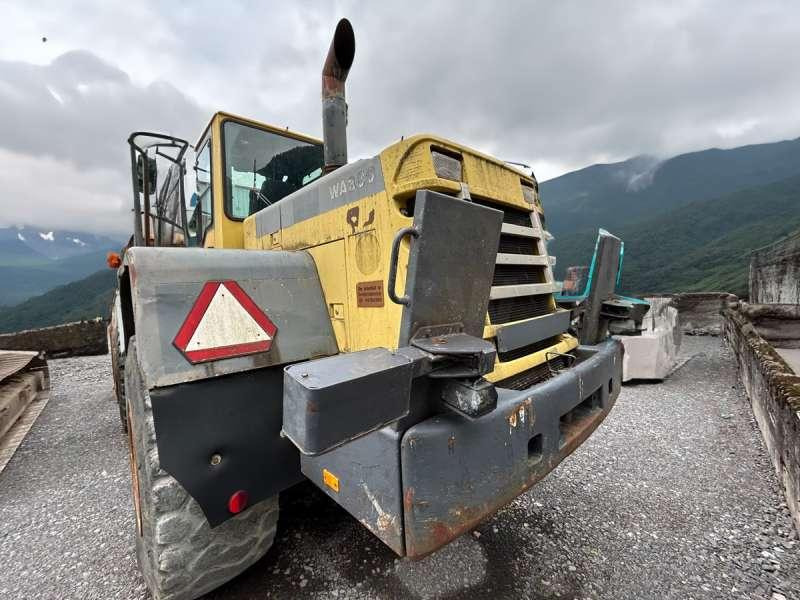 Wheel loader Komatsu WA380-3H MACHINE SUISSE