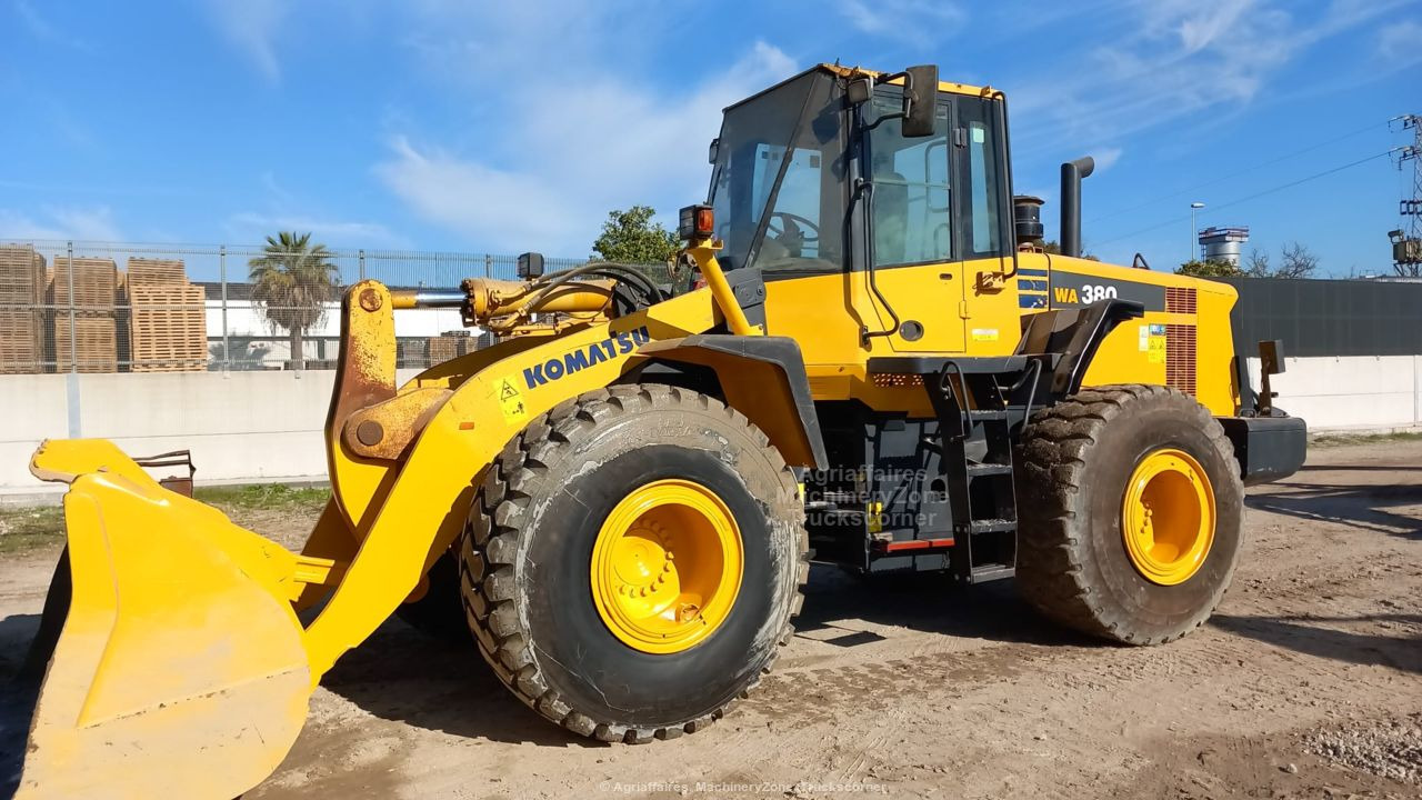 Wheel loader Komatsu WA380-6