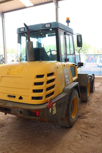 Wheel loader Komatsu WA75-3