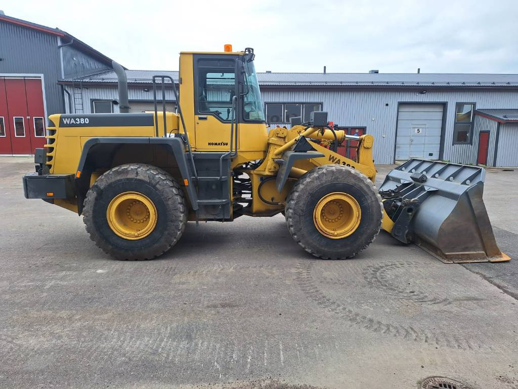 Wheel loader Komatsu WA 380-3A