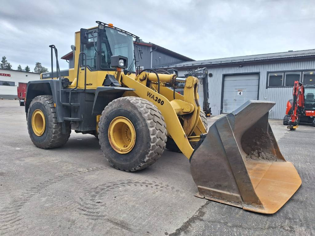 Wheel loader Komatsu WA 380-3A