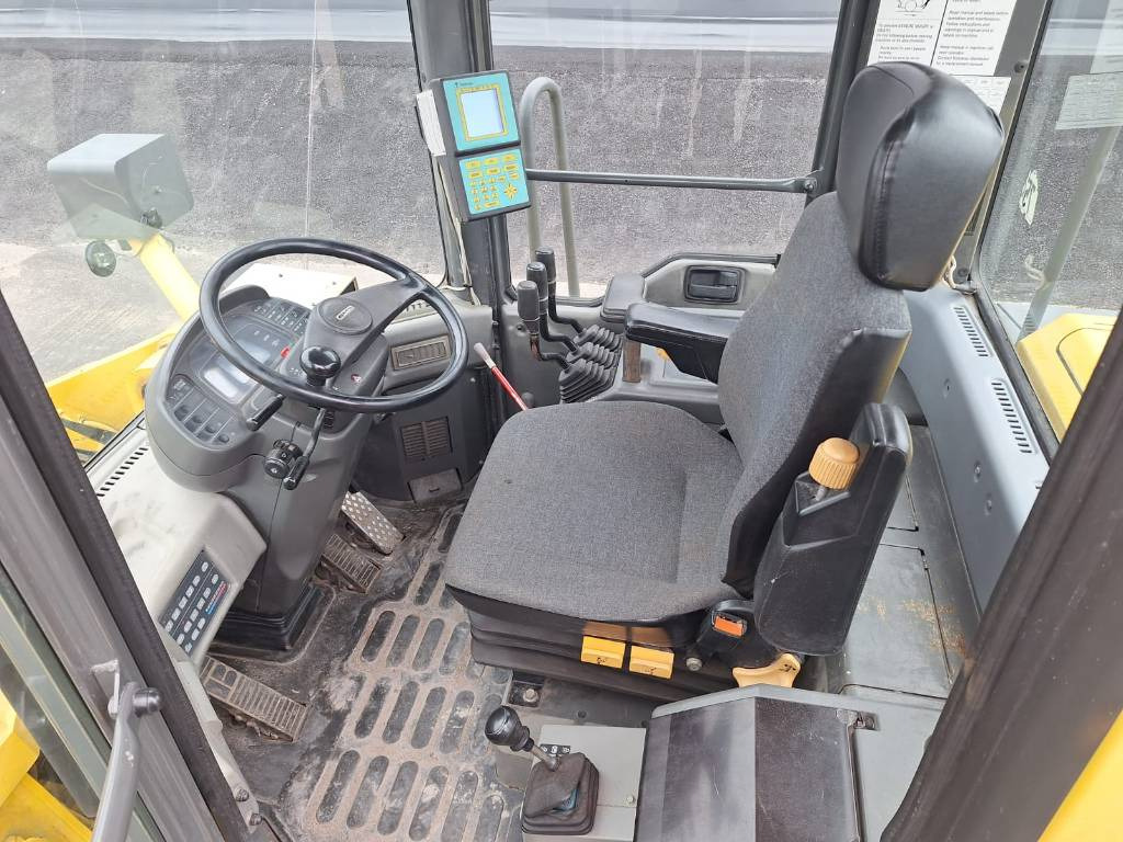 Wheel loader Komatsu WA 380-3A