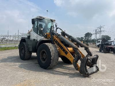 Wheel loader LIEBHERR L542