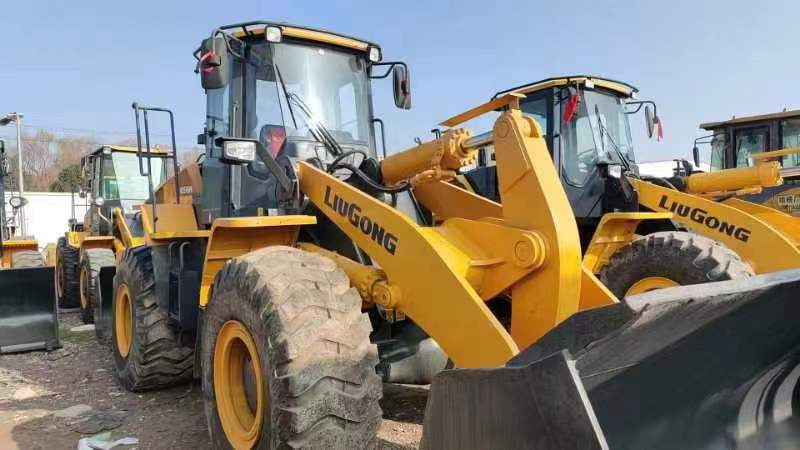 Wheel loader LIUGONG 856H cummins engine