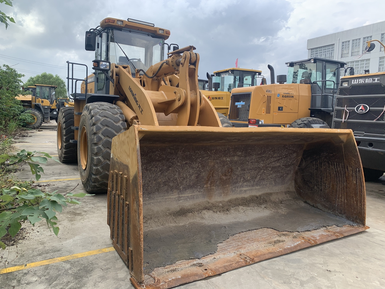 Wheel loader LIUGONG LG862-wheel loader