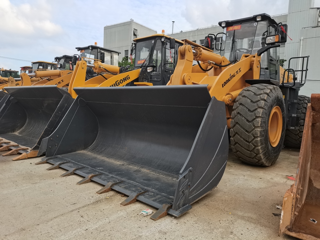 Wheel loader LONKING LG855N -wheel loader